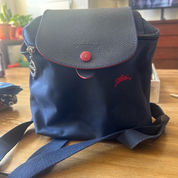 Longchamp Navy Le Pliage Medium Backpack - Picture 1 of 7
